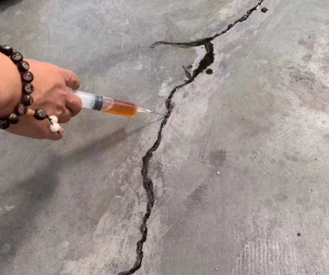 合水混凝土裂缝修补技术详解​